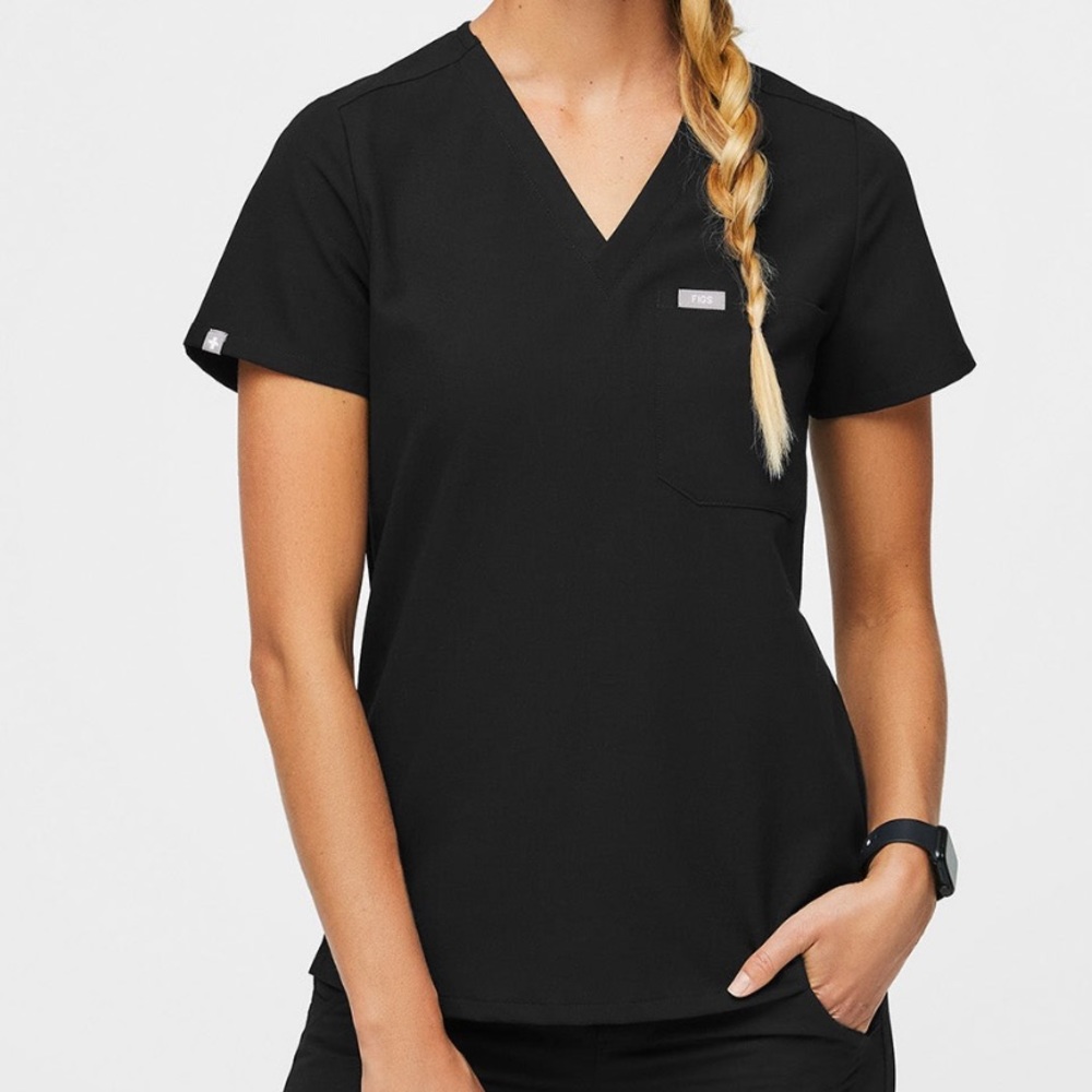 FIGS small 1 pocket scrub top